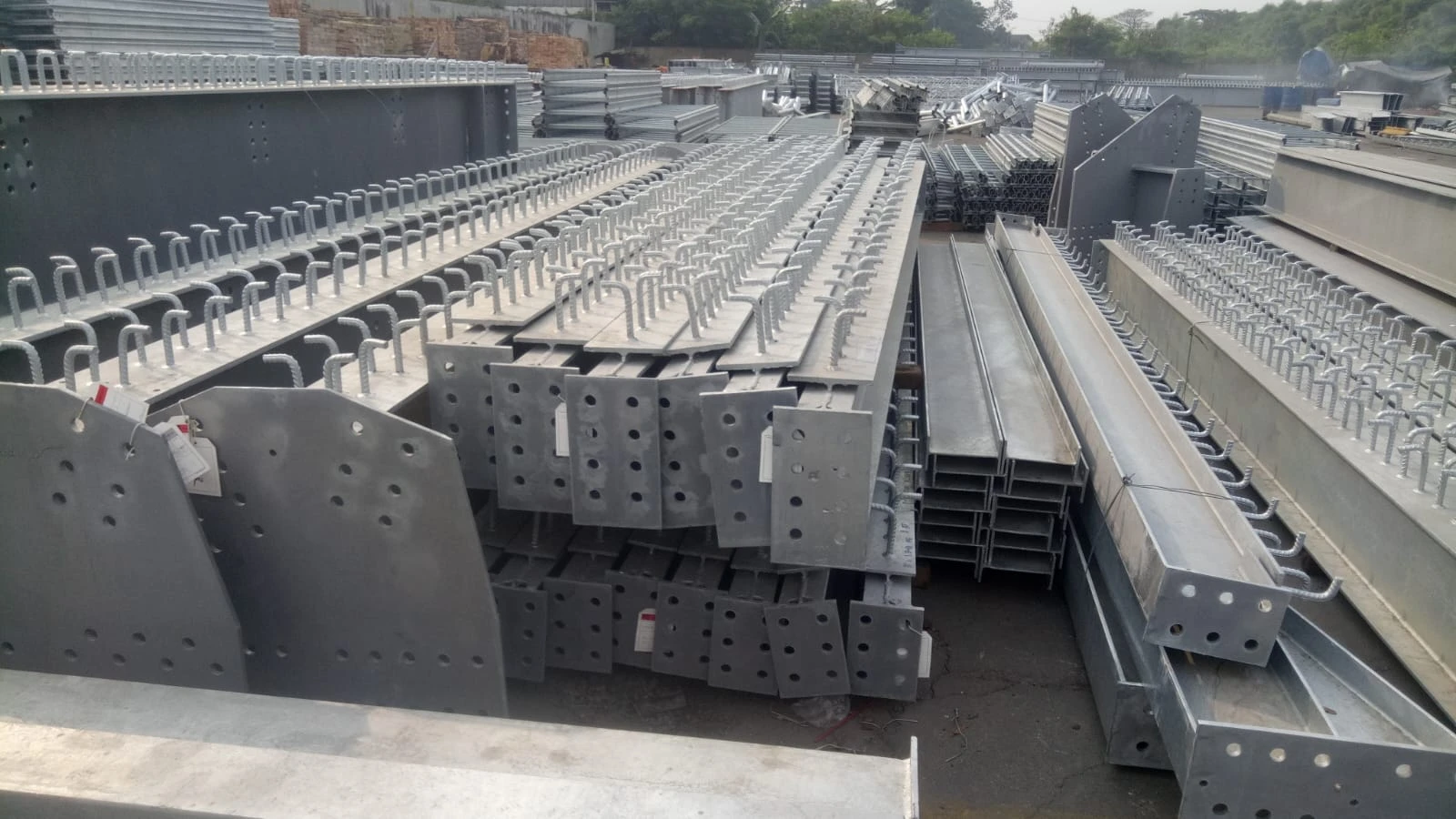 Proyek Tenis and Padel Court Kota baru Parahiangan - Surya Cahaya Makmur - Denny Eka Surya